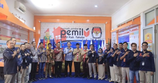 Kolaborasi menjelang Pemilu, Pj. Bupati Takalar Kunjungi Kantor KPU