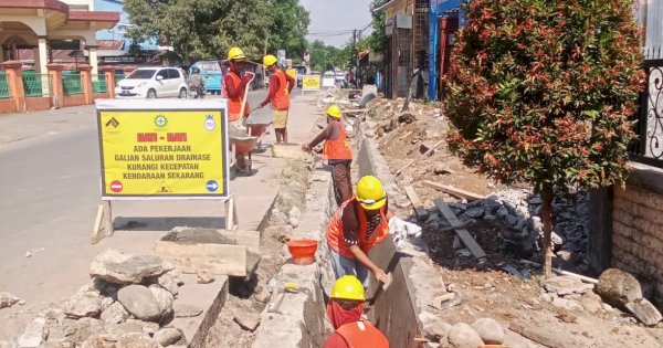 Antisipasi Musim Hujan, Dinas PU Makassar Benahi Sistem Drainase