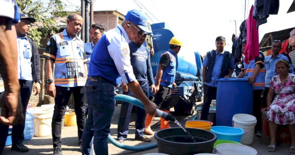 Dirut PDAM Beni Iskandar Pantau Langsung Distribusi Air ke Warga