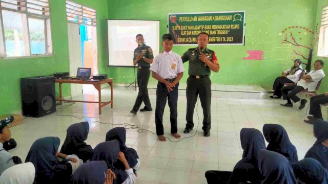 Serma Amrullah gelar Wasbang di SMP Negeri 42 Bulukumba. Foto :ist