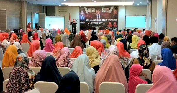 Melalui Video Call, Anies Minta Relawan Manies di Ambon Jaga Kesolidan dan Kesantunan