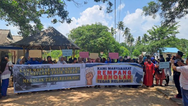 Terus Bersuara Menolak Digusur dan Menolak Konsultasi AMDAL, Warga Melayu Rempang: Nangis Kami