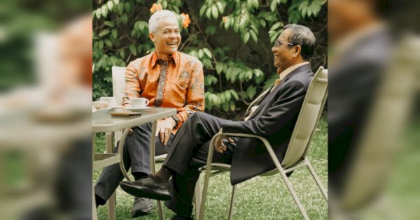 Kode Dibalik Foto Ngopi Bareng: Ganjar Pranowo dan Mahfud MD Siap Berlaga di 2024?