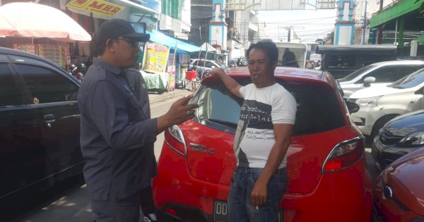 Sinergitas Perumda Parkir – Polres Pelabuhan Tertibkan Jukir Tak Dilengkapi Id Card