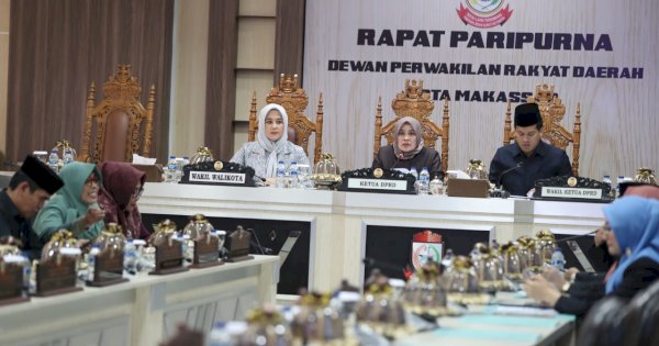 Wawali Paparkan Jawaban Wali Kota Makassar Tentang Pajak Daerah dan Retribusi serta Perubahan APBD