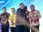 Alhamdulillah! Kota Makassar Terima Penghargaan TP2DD 2023 Kota Terbaik dan Program Unggulan P2DD Terbaik