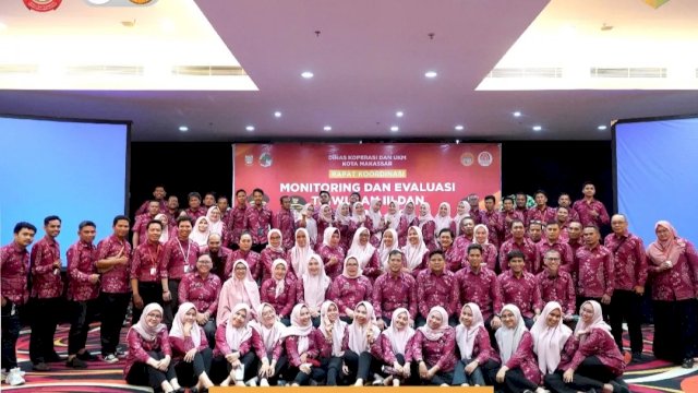 Dinas Koperasi dan UKM Kota Makassar Monitoring dan Evaluasi Triwulan III serta Rencana Aksi 2023 yang berlangsung di Hotel Swissbell In Makassar, Kamis (12/10/2023).
