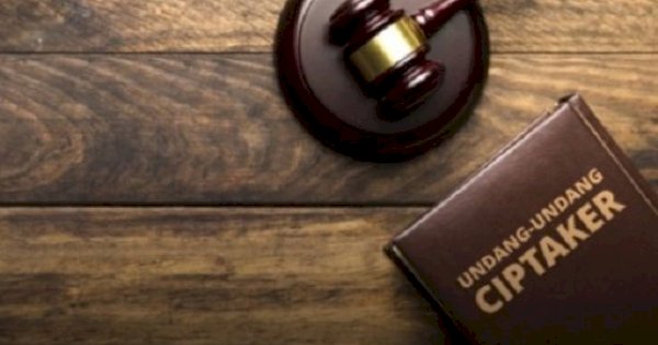 Digugat Puluhan Kelompok Buruh, MK Jadwalkan Putusan UU Ciptaker Hari ini