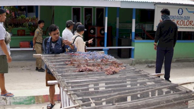 Salah satu sentra oleh-oleh di Pulau Morotai. Foto:Ist 