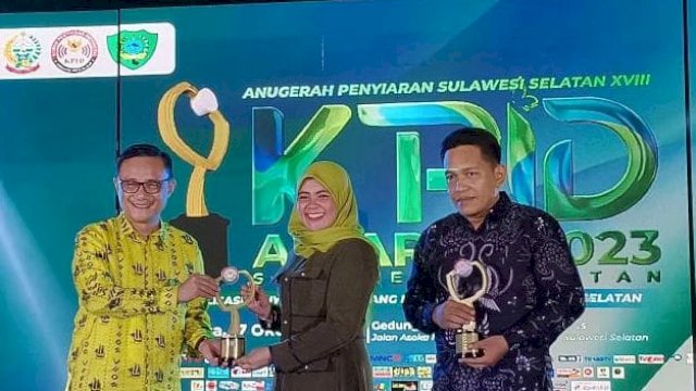 Lembaga Penyiaran Milik Pemkot Parepare Raih Dua Penghargaan KPID Award 2023