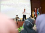 Wali Kota Danny Sharing Transformasi Kepimpinan Era 5.0 dengan Ribuan Mahasiswa UIN