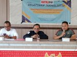 Sumpah Pemuda, Zulkarnain Hamson Berbagi Ilmu Jurnalistik di Kantor Camat Tamalate