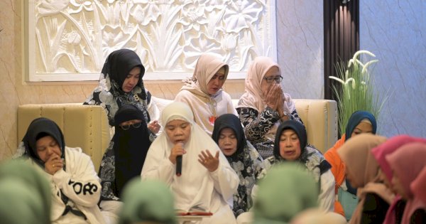 Tingkatkan Iman dan Taqwa, TP PKK Makassar Gelar Zikir Bersama