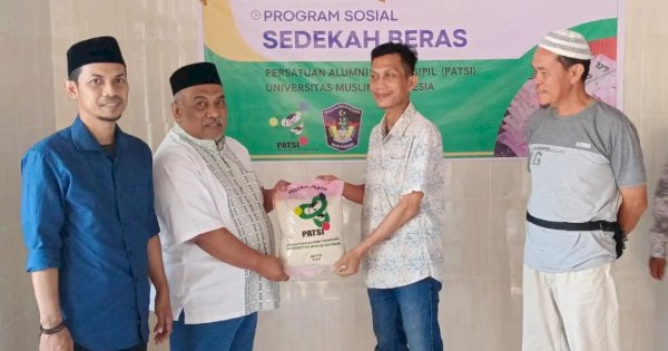 PATSI UMI Bagikan 100 Karung Beras Untuk Warga, Pj Ketua KT Manggala: Semoga Lancar