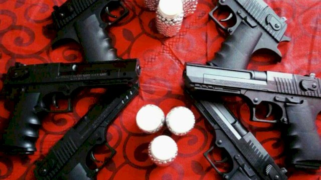 Airsoft Gun model pistol. Foto:instagram@airsoftgunspring