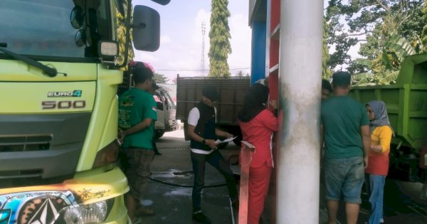 Gelar Sidak di 2 SPBU, DP2KUKM Luwu Utara Imbau Pelaku Usaha Buat Rekomendasi