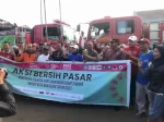 Hari Lingkungan Hidup Sedunia 2023, Fatmawati Bersama DLH Bersih-bersih Sampah di Pasar Pa’baeng-baeng