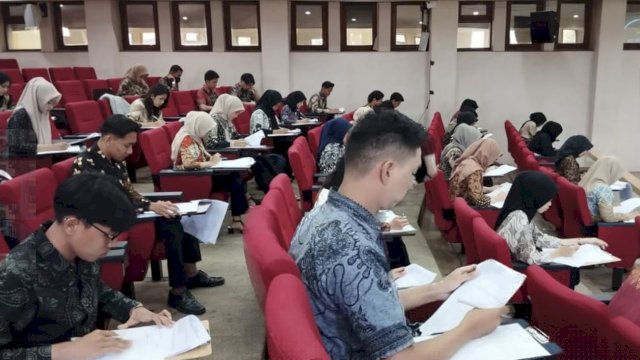 DLH Makassar Gelar Seleksi Tes Tertulis Pemilihan Duta Lingkungan Hidup