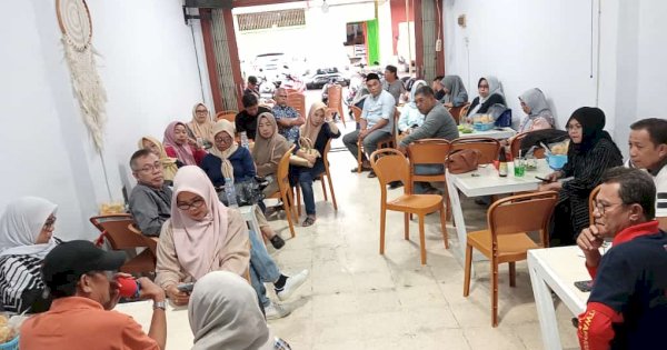 IKA 87 Faperta UMI Gelar Arisan Perdana Sebelum Dialog Bersama Kadis Koperasi Sulsel