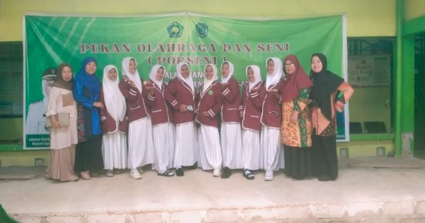 MTSN Lutra Sabet Juara 1 Lomba Paduan Suara Lagu Islami di Porseni Hari Amal Bhakti Depag