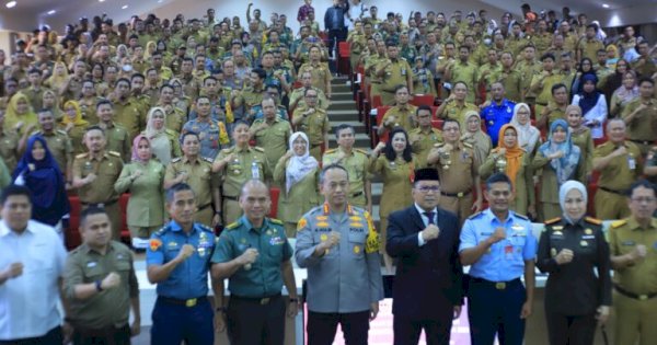 Lurah Sekecamatan Biringkanaya Hadiri Penandatanganan Netralitas ASN di Ruangan Sipakatau