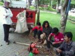 Lurah Daya Nuralam Berikan Semangat pada Satgas Kebersihan
