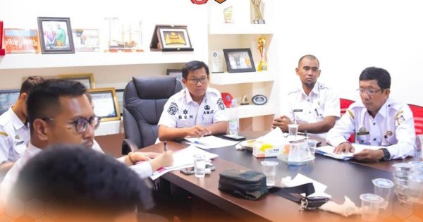 Camat Biringkanaya Pimpin Rakor Bahas Efektifitas Program di 11 Kelurahan