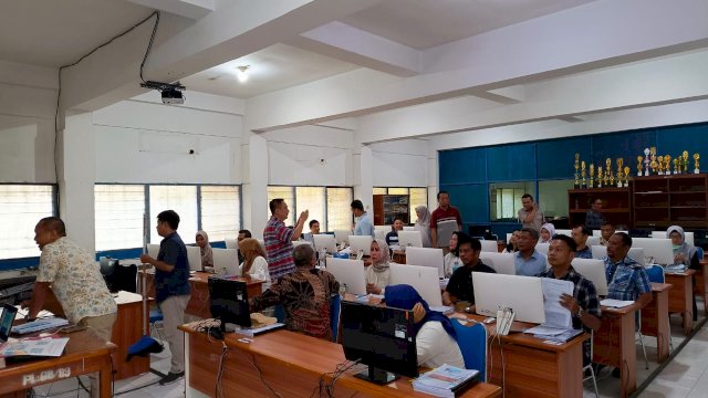 Tingkatkan Kompetensi, BKPSDMD Makassar Lakukan Ujian Sertifikasi Barang dan Jasa Level I