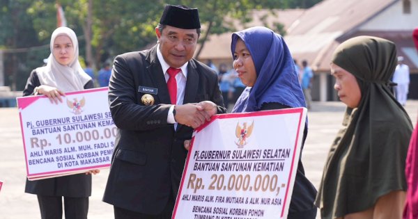 Momen Hari Pahlawan, Korban Bencana Sosial Sulsel Dapat Bantuan Dana Kemanusiaan
