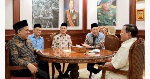 Beri Kata Pengantar di Buku Fahri Hamzah, Prabowo: Senafas dengan Keyakinan Saya