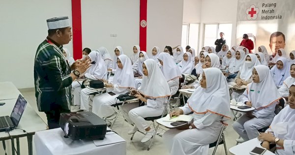 Mahasiwa Poltekkes Kemenkes Bakal Praktik Kebencanaan 2 Pekan di PMI Makassar