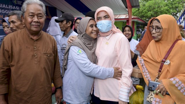 Anggota DPR RI Aliyah Mustika Ajak Masyarakat Cerdas Konsumsi Obat