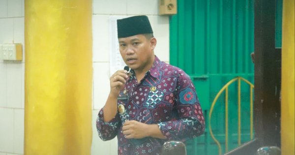 Camat Biringkanaya Minta Satgas Drainase Jaga Kebersihan Wilayah dan Jaga Selokan