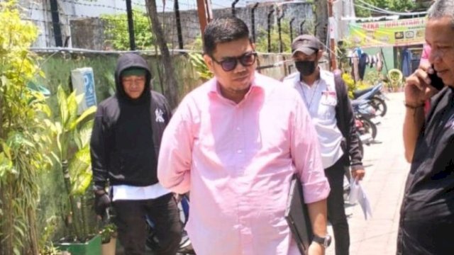Kundapil, Legislator Andi Pahlevi Tinjau Pembenahan Draiase dan Pavin Blok