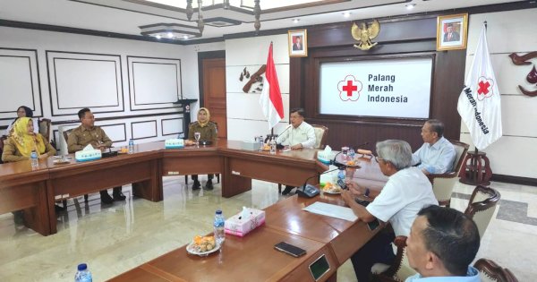 Terima Donasi Untuk Palestina Dari Pemkab Serang, JK: Ini Pemda yang Pertama yang Menyumbang Untuk Palestin