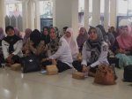 Lurah Laikang dan Lurah Daya beserta Ibu-ibu Antusias dengar Ceramah pada Tabligh Akbar Bertemakan Mewujudkan Pemilu yang Damai