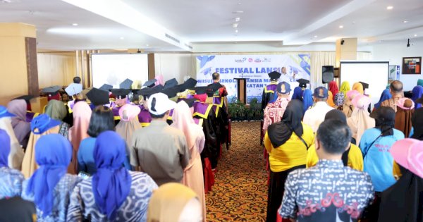 Gelar Wisuda Pertama, BKKBN Sulsel Luluskan 23 Wisudawati Sekolah Lansia Mappadeceng