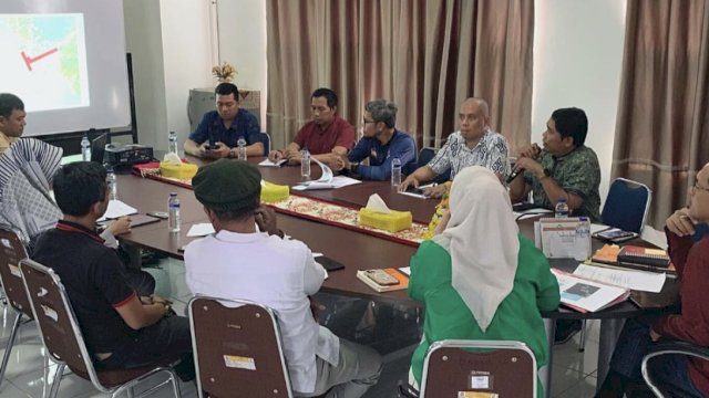 Dishub Makassar Rapat Pembuatan Tambatan Perahu Dermaga untuk Lakkang dan Pampang