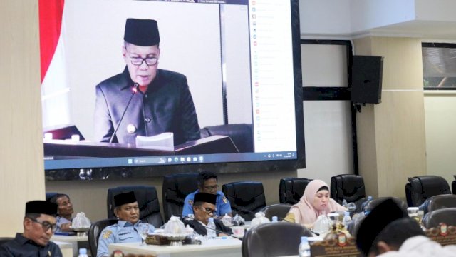 Jawaban Wali Kota Makassar Terhadap Pemandangan Umum Fraksi Terkait APBD Pokok 2024