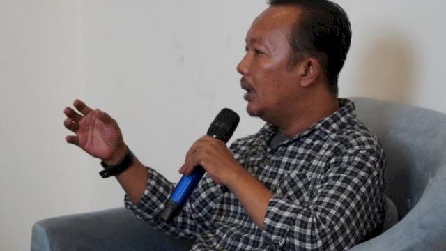 Darmansyah
(Pengamat Media Sosial). Ist