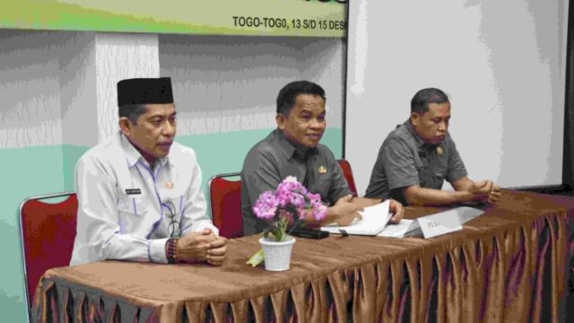 Pj Bupati Jeneponto Junaedi Bakri menggelar dialog di PKM Togo-Togo. ||Foto:Ist 