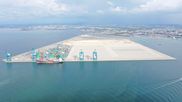 Pembangunan Tuntas, Kapasitas Peti Kemas Makassar New Port Naik Hingga 150 Persen