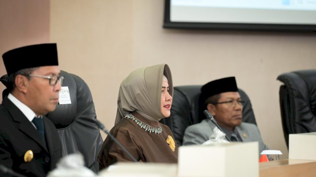 Ketua TP PKK Indira Jusuf Jadi Saksi Pelantikan Firman Pagarra Sebagai Pj Sekda