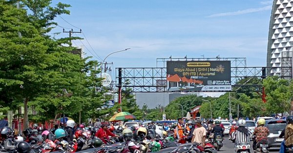 Masyarakat Keluhkan Macet, Markom Hotel Claro Salahkan Jukir Liar