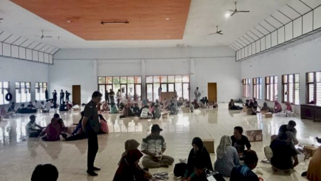 Proses pelipatan surat suara Pemilu 2024 di Kabupaten Sinjai. Foto: harian.news/Bagoes