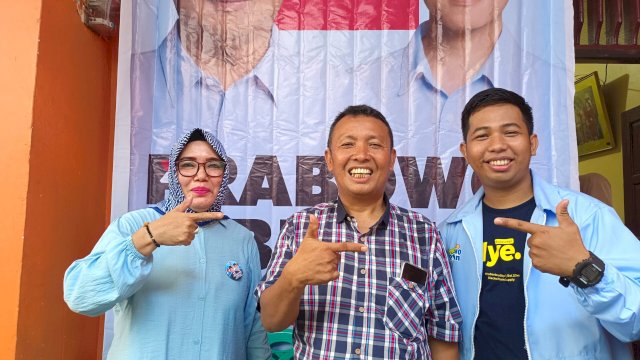 Relawan Prabowo-Gibran turun menyapa warga. Foto: harian.news/sinta