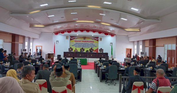 Made Suarjana Resmi Gantikan Adi Jaya di DPRD Lutra, Bupati Indah: PAW Terbayak Sepanjang Sejarah