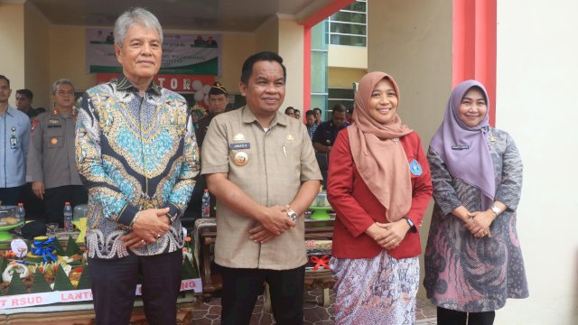 PJ Bupati Jeneponto, Junaedi saat menghadiri HUT RSUD Lanto Dg Pasewang. Foto: harian.news/aswin