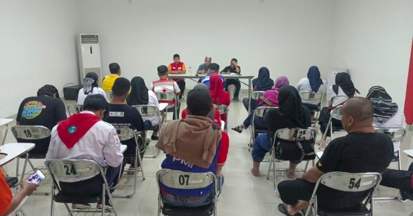 Sepekan Cuaca Ekstrem, Ketua PMI Makassar Kumpulkan Tim dan Relawan Koordinasi Hadapi Bencana