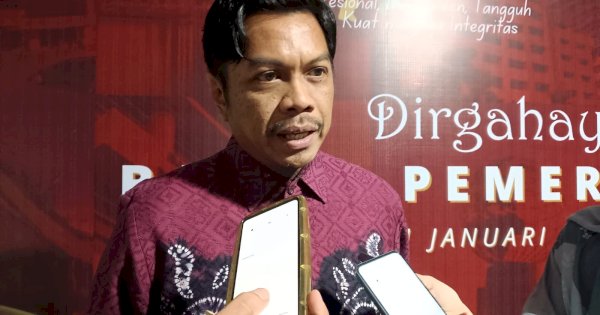 Soal Tumpukan Sampah di Pinggiran Losari, Begini Kata Sekda Makassar dan Camat Ujung Pandang